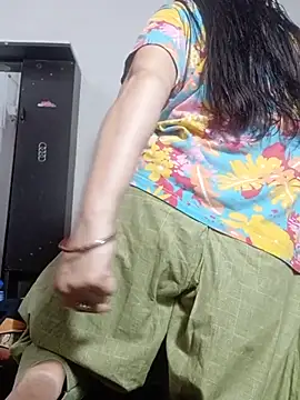 Sexyy Bhabhi 143 online show from 20, 7, 2026