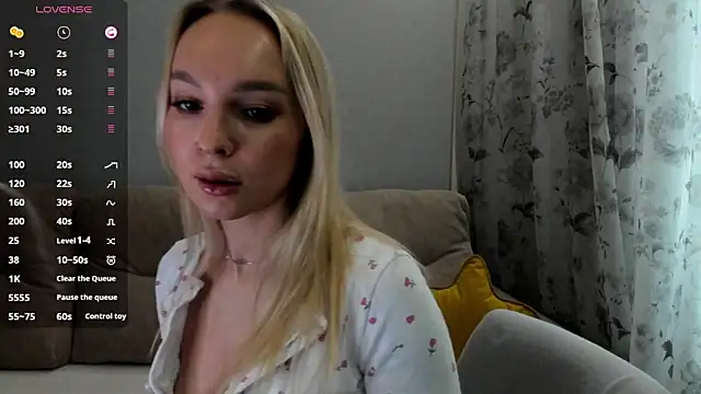 Snapshot of MelodyIllves chatting on 30, 3, 2026 MelodyIllves online show from 30, 3, 2026