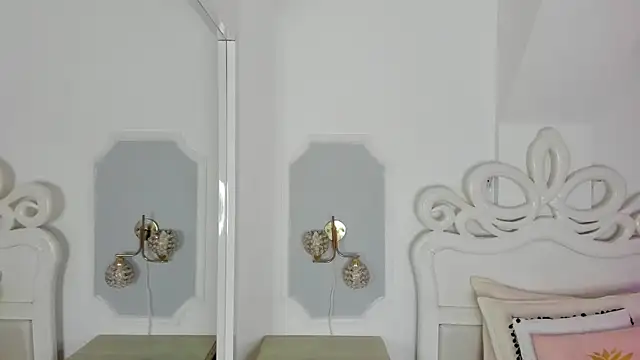 elizathx online show from 4, 4, 2026