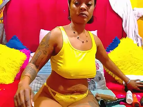 Snapshot of Cherrybootyofjoy86 chatting on 5, 6, 2026 Cherrybootyofjoy86 online show from 5, 6, 2026