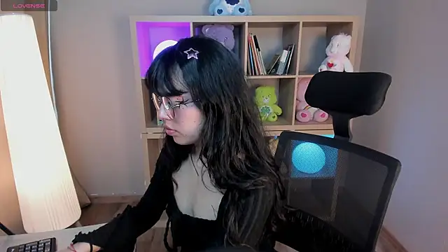 Saphyralux online show from 27, 6, 2026