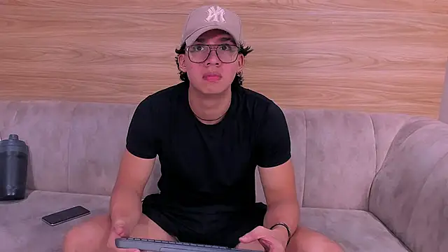 axxel body online show from 4, 4, 2026