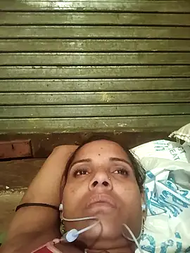 Snapshot of Sapnaroy1213 chatting on 13, 4, 2026 Sapnaroy1213 online show from 13, 4, 2026