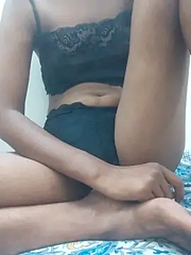 Snapshot of Cute_Tiyaa chatting on 13, 7, 2026 Cute Tiyaa online show from 13, 7, 2026
