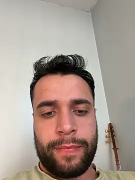 Arin21201 online show from 10, 4, 2026