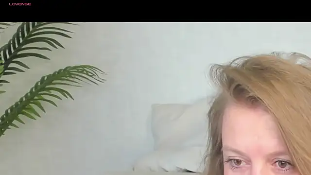 CleoXotie online show from 13, 6, 2026