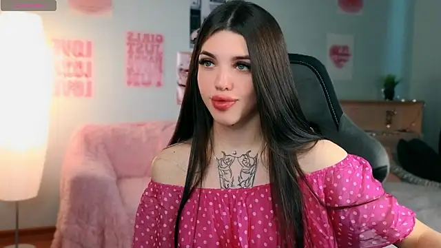 Snapshot of molly_rettyy chatting on 20, 5, 2026 molly rettyy online show from 20, 5, 2026