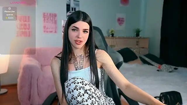 Snapshot of molly_rettyy chatting on 19, 6, 2026 molly rettyy online show from 19, 6, 2026