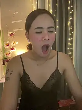  Flirtyprincess  online show from 9, 6, 2026