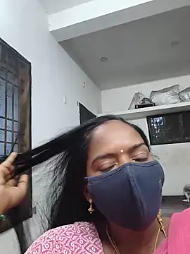 Snapshot of Tamil_Sangeetha chatting on 18, 6, 2026 Tamil Sangeetha online show from 18, 6, 2026