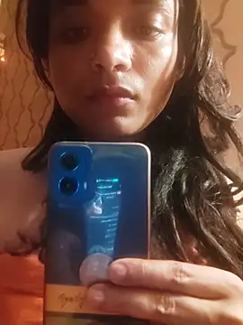 Snapshot of SweetTsAngel chatting on 4, 4, 2026 SweetTsAngel online show from 4, 4, 2026