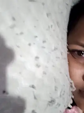 riyaa sexyy online show from 6, 7, 2026