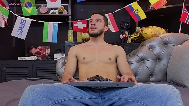 axel tone online show from 14, 7, 2026