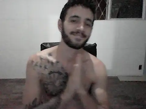 Snapshot of NoxxVx chatting on 5, 4, 2026 NoxxVx online show from 5, 4, 2026