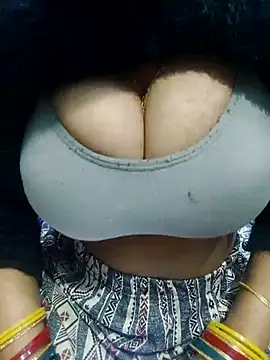 Rufiya khan0 online show from 9, 4, 2026