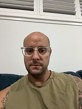 Snapshot of Dmakatak79 chatting on 30, 3, 2026 Dmakatak79 online show from 30, 3, 2026