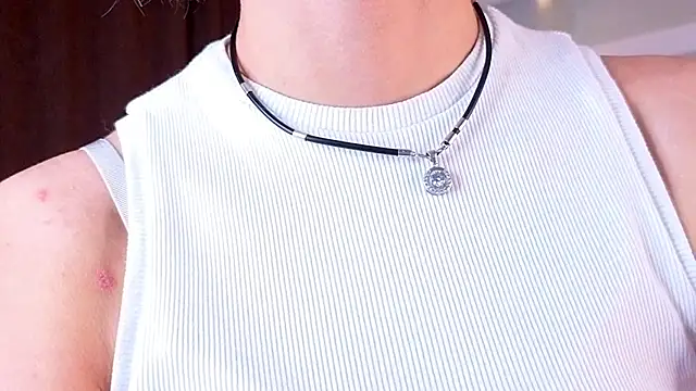 Snapshot of TeshaDurrell chatting on 5, 4, 2026 TeshaDurrell online show from 5, 4, 2026