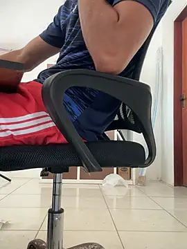 Snapshot of escrivao chatting on 30, 3, 2026 escrivao online show from 30, 3, 2026