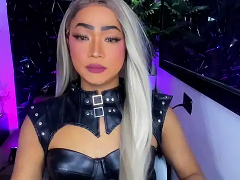 Snapshot of Holy_Flaire chatting on 3, 4, 2026 Holy Flaire online show from 3, 4, 2026