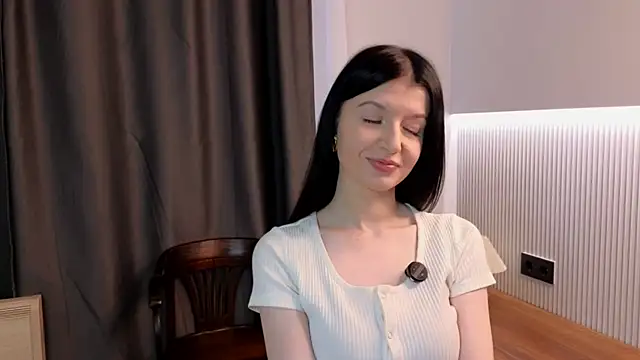 JazminLantey online show from 9, 5, 2026