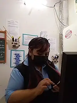 sweetadamisoffice online show from 28, 4, 2026