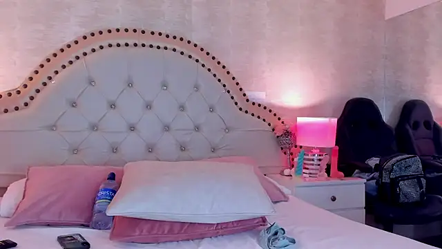 Adara Muller online show from 26, 6, 2026