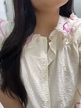 Snapshot of Rosecute11 chatting on 10, 5, 2026 Rosecute11 online show from 10, 5, 2026