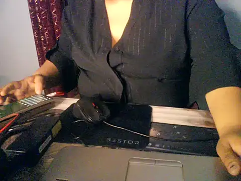 Snapshot of First_sexywoman chatting on 23, 4, 2026 First sexywoman online show from 23, 4, 2026