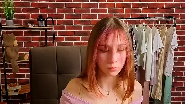 JudyyCarroll online show from 9, 4, 2026