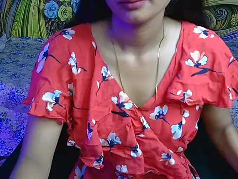 Snapshot of avni222 chatting on 13, 5, 2026 avni222 online show from 13, 5, 2026