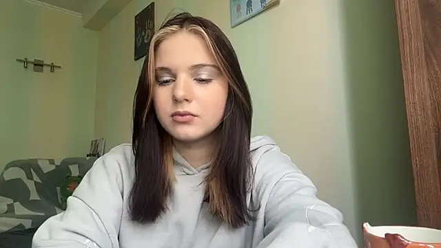 Snapshot of GiselleReidenbach chatting on 7, 4, 2026 GiselleReidenbach online show from 7, 4, 2026