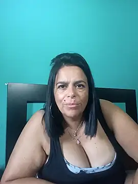 lucianamorocha online show from 24, 4, 2026