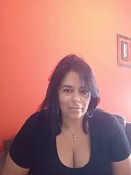 lucianamorocha online show from 20, 5, 2026