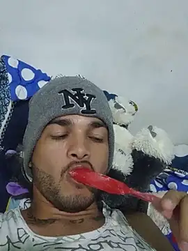 Nicolas Moncadas online show from 9, 5, 2026