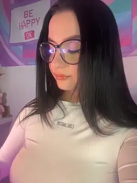 L0LA XO online show from 5, 4, 2026