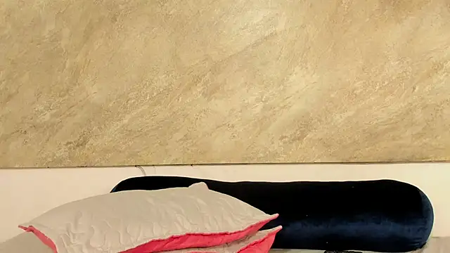 Isabelagomez2 online show from 8, 4, 2026