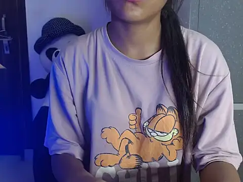Nora81 online show from 18, 4, 2026