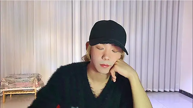 Snapshot of wumei-001 chatting on 5, 4, 2026 wumei-001 online show from 5, 4, 2026