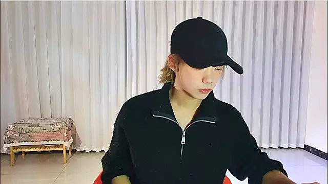 Snapshot of wumei-001 chatting on 6, 4, 2026 wumei-001 online show from 6, 4, 2026