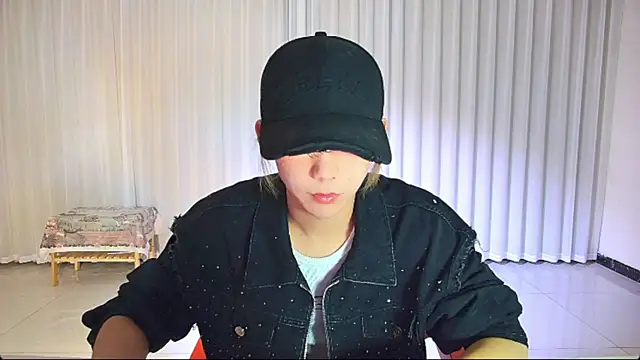 Snapshot of wumei-001 chatting on 11, 4, 2026 wumei-001 online show from 11, 4, 2026