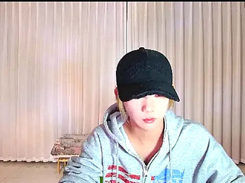 Snapshot of wumei-001 chatting on 16, 4, 2026 wumei-001 online show from 16, 4, 2026