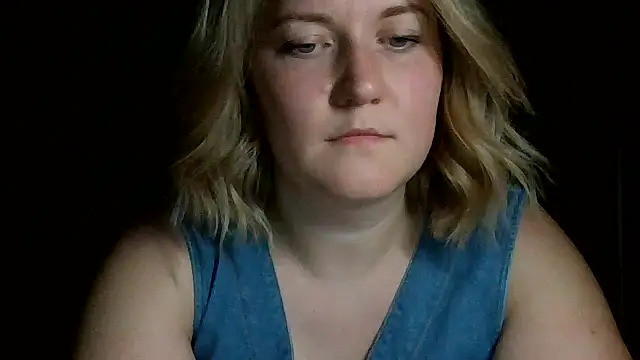 TinaKittyX online show from 9, 5, 2026