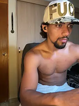 Puck goodfellow online show from 23, 4, 2026