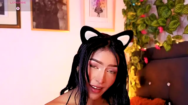 Snapshot of Alisse_Storm chatting on 18, 5, 2026 Alisse Storm online show from 18, 5, 2026