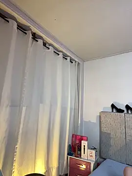 Abby pink  online show from 13, 4, 2026