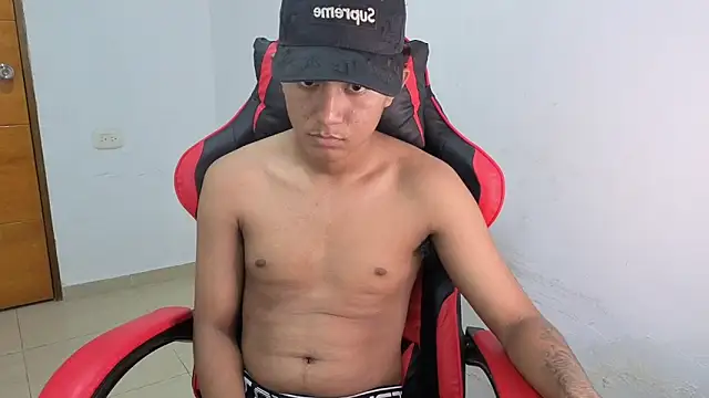 darknigthx online show from 15, 4, 2026