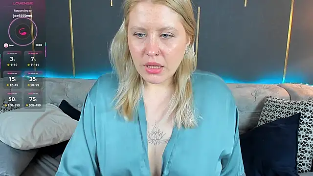 Simply Alex online show from 9, 4, 2026