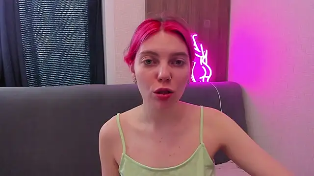 Marie Reyess online show from 17, 4, 2026