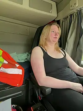 TruckerBabeLeenchen online show from 13, 4, 2026