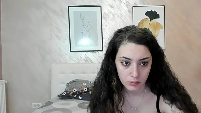 AnalSuzieBell online show from 9, 4, 2026